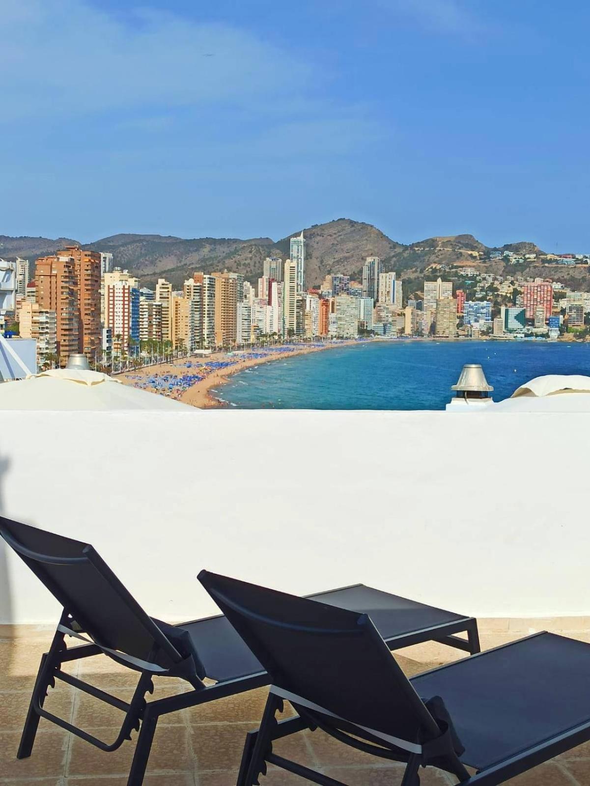 Vistas Del Mar Apartment Бенидорм Экстерьер фото